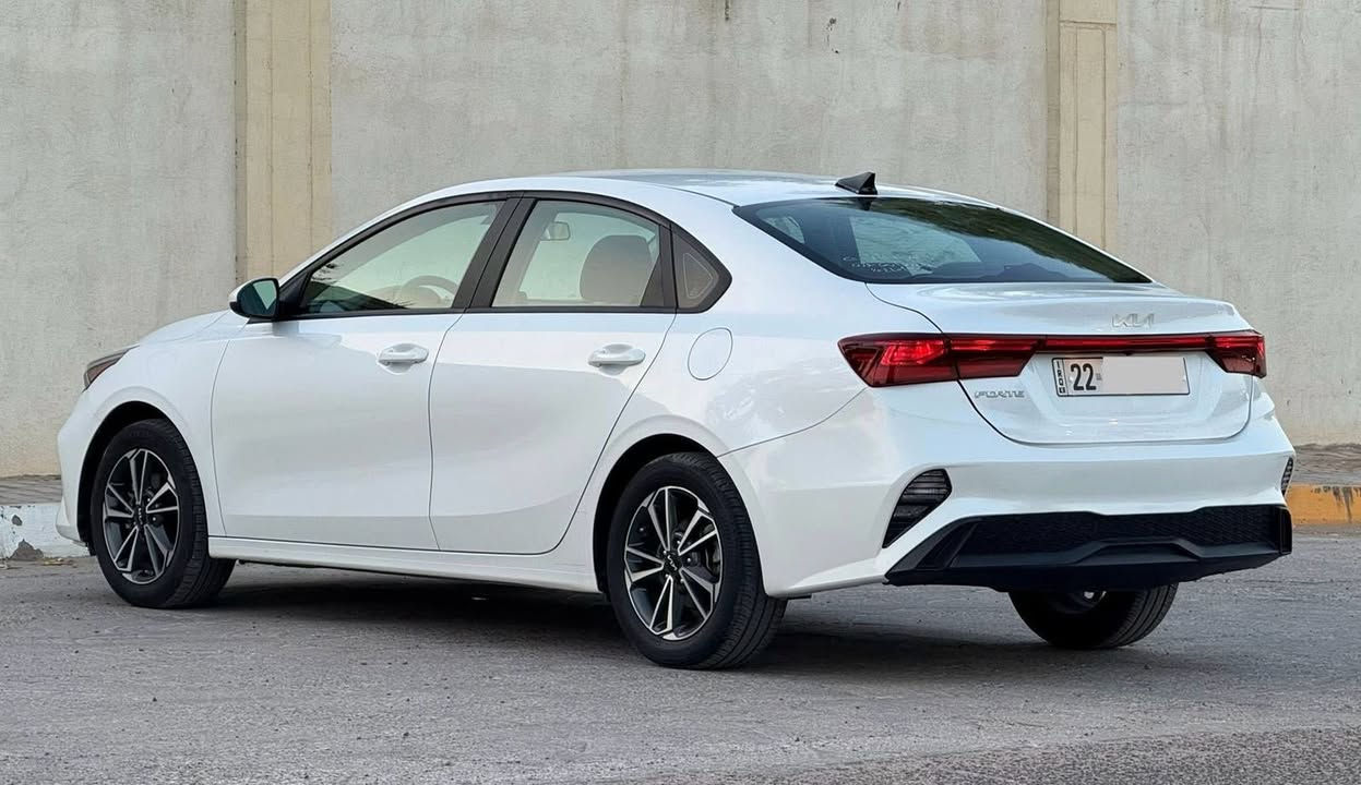 كيا فورتي  موديل  2023
ماشيه 50mمشي امريكا. سيارة. جديدة. اي نقص مابيها
دخول جديد وترقيم اربيل جديد وهزه جديده تحويل لو وكاله مضمون
• المحرك: 2000 دوش
• شاشه تدعم الكاربلي + كاميرا خلفية
• رادار أمامي
• 3 أنظمة قيادة
• تحكمات ستيرن+ نظام تحديد المسار
• السيارة نظيفة جداً وجديدة بمعنى الكلمة بدون اي نقص

حادث جاملغ خلفي صبغ. وشوية. بارد بل بنيد ايرباك راجعات سستم بدوون. دواخل  وبدون اي نقص 

العنوان / بغداد العطيفية
السعر 150 وبيهة مجال بسيط
للأستفسار  ***********
