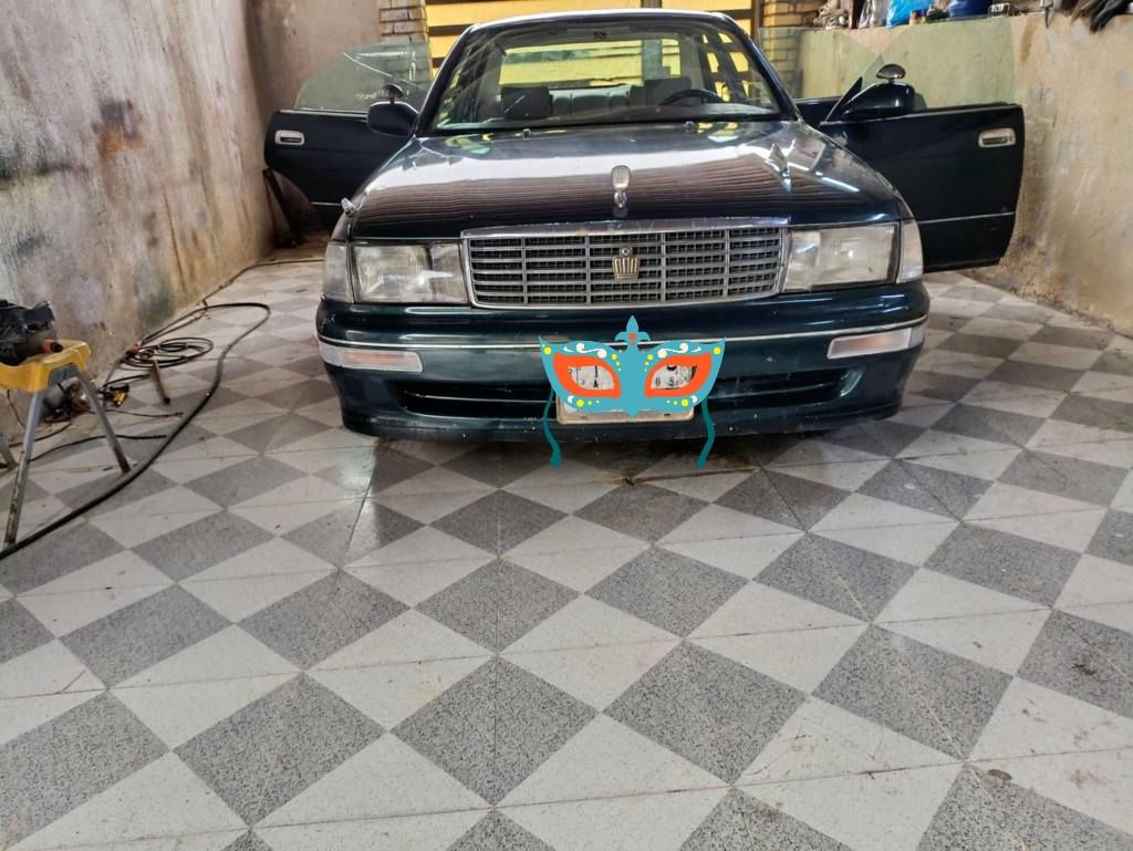 تحديث غرفه كامله لسياره بطه مع عازل حراري للدشبول من الهواء الحار وسيستم صاج ملكي  طباعه مائيه من قبل دوشمه ابو حسين الصرايفي العنوان كوت شارع النفط موبايل ***********.          ***********
