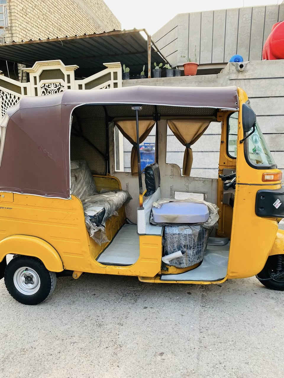 سلام عليكم تكتك باجاج للبيع موديل 20 تكتك نضيفه شوفت عينك (بغداد حي البتول ) (***********) 

عارضه 7 بيه مجال حك الجيه اكرر بيه مجال حك الجيه
