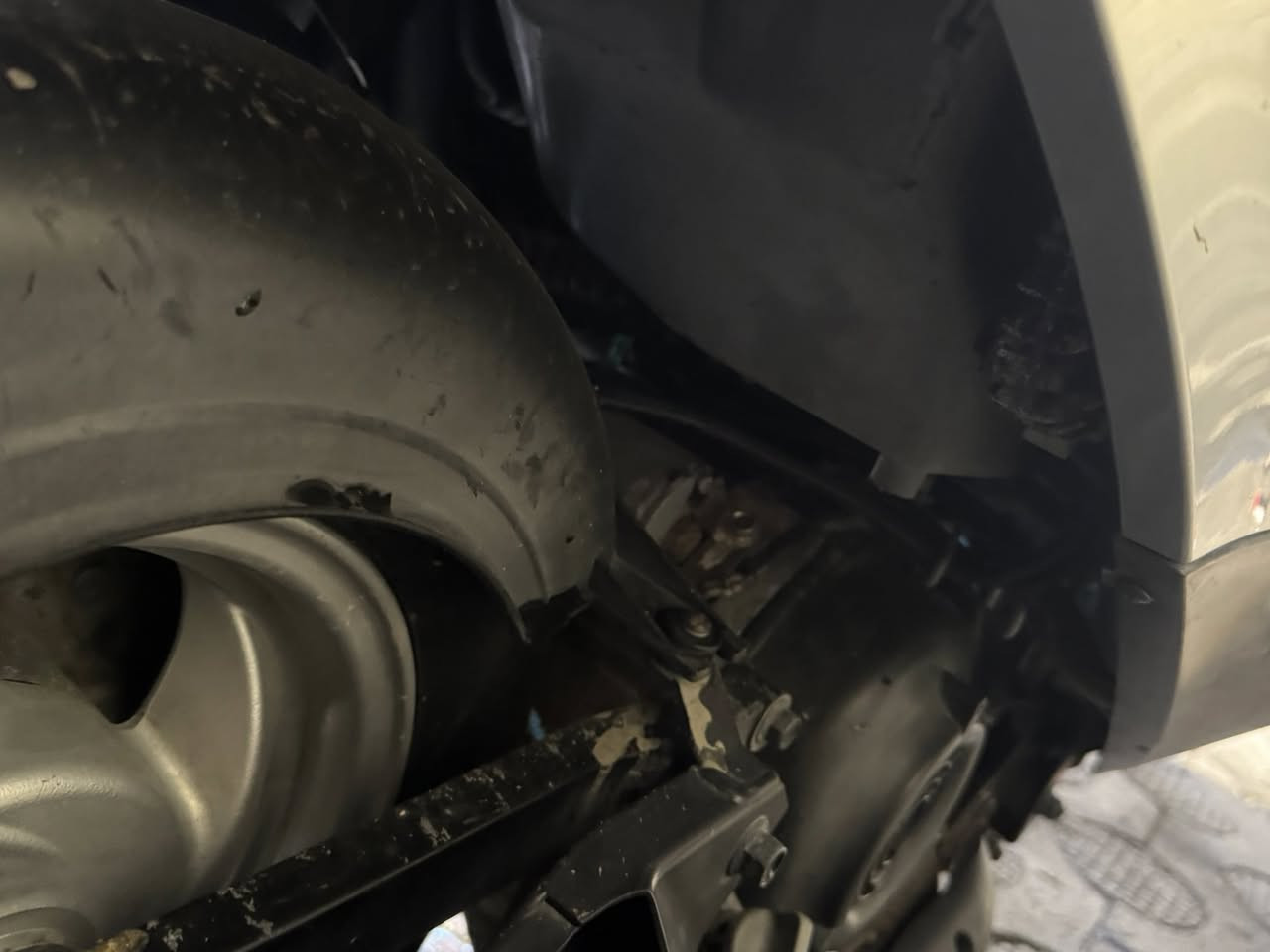 لبيع اكزز الدراجه جديده صار ١٠تيام من نزلتها مكاني بغداد الشعب السعر ١١وبيها مجال ***********
