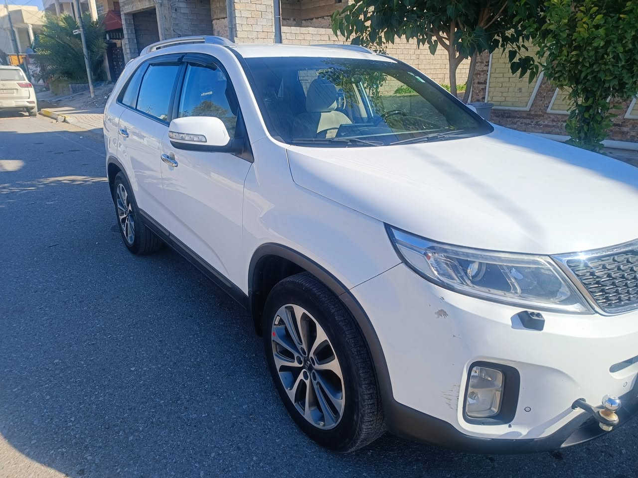 سلام عليكم
للبيع كيا سورينتو موديل 2013
خليجي رقم سليمانيه سنويه ورقم جديد وبأسمي 
محرك 4 سلندر وممفتوح 
سياره جديده ومال بيت 
بيها بارد بسيط جداً 
مكان السياره ديالى خانقين 
***********
