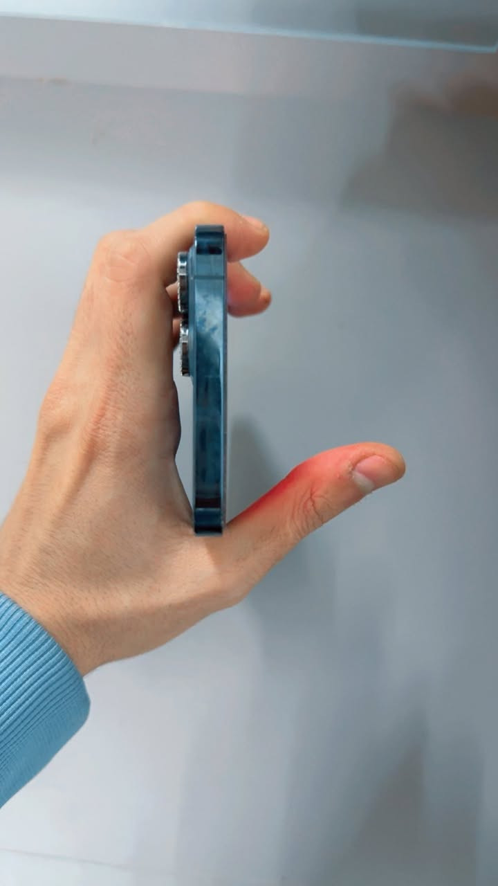 آيفون 12 برو ماكس جهاز كلش نضيف شخط مايي كله بلادي يعني من مشتري لحدالان ممبدل بي برغي مراوس ويا جهاز آيفون او ألترا 22 وفول كله شغال مابي اي عيب  ذاكره 128 اومرواسه ويا 14بلاس


**إذا كنت صاحب هذا الإعلان وتريد حذفه لأي سبب، رجاءا أرسل رسالة إلى الدعم الفني**