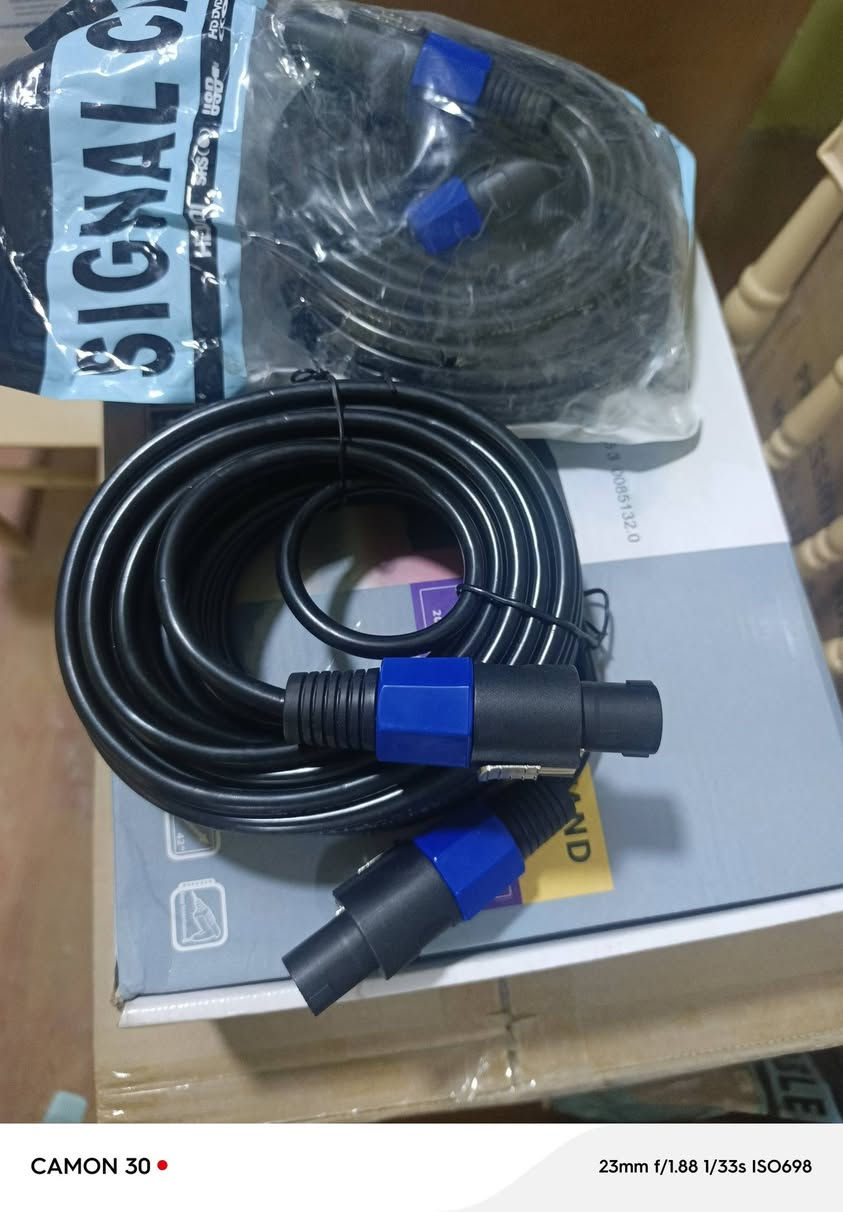 السلام عليكم ورحمة الله وبركاته
واير سماعات شي جيد 

10/ متر الزوج /25/ ألف    توصيل مجاني
15/متر الزوج /35/ ألف     توصيل مجاني 
20/ متر الزوج 45/ ألف      توصيل مجاني 

توصيل مجاني عموم العراق 

مكتب احمد الركابي 

العنوان الديوانية تقاطع جمهوري حي الوحده

المعرض الثاني شارع سيد أمين 

***********  واتساب  ***********
