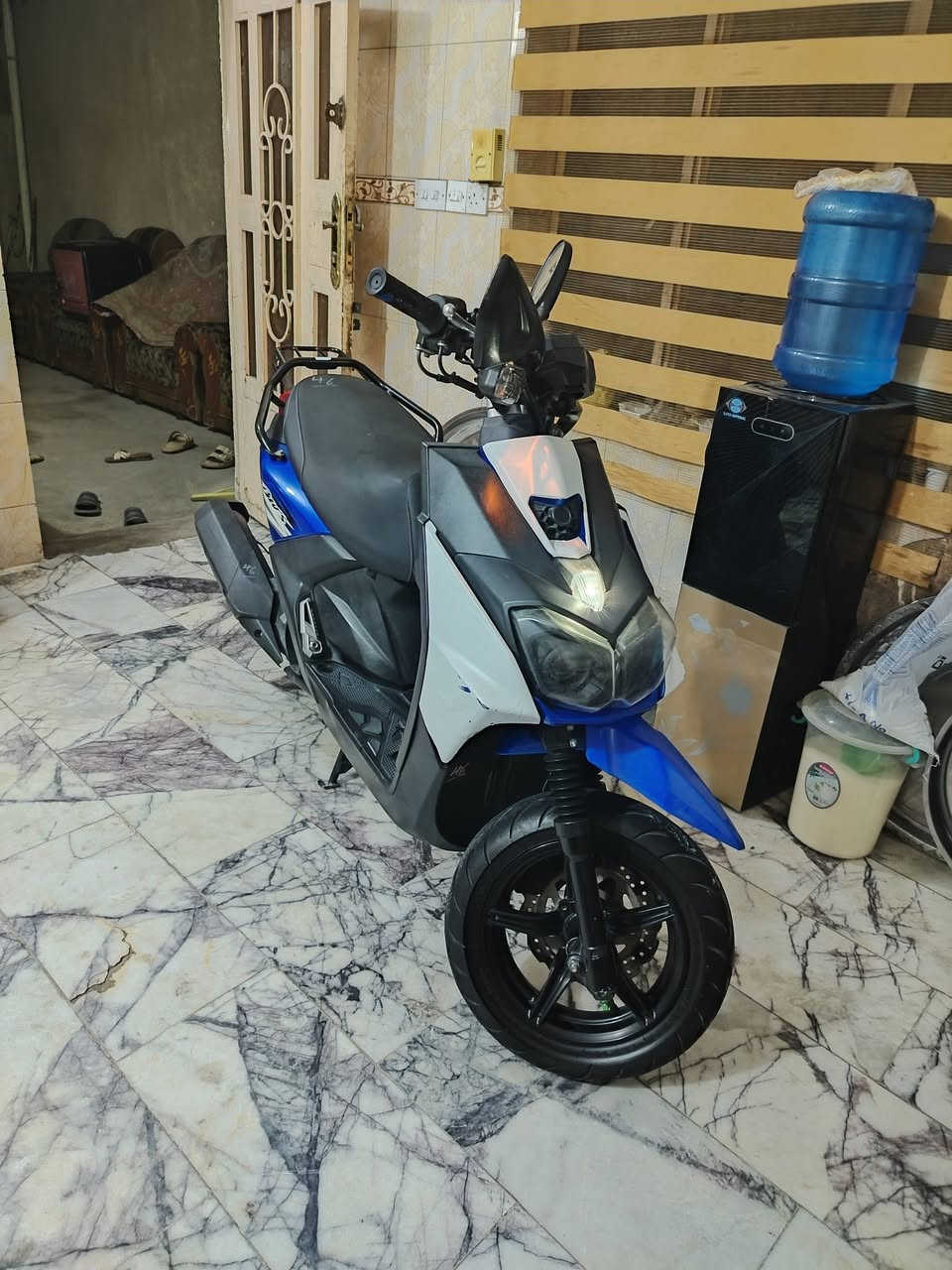 سلام عليكم من رخصه ادمن الاكروب المحترم
دراجه سكنس جبلي حديث BW.s
موديل 22 
وارد ياباني قبق نفخ 
ستاند حساس 
دراجه خير من الله المكينه ما مفتوحه 
صارله 11 أشهر من نازله من المعرض  
اوراقه كامله المكاتبه مال معرض موجوده 
برغي ما مفتوح منه دراجه جديد بمعنى الكلمه 
شلعى معدل الدراجه دهن ثابت ليكي مولي 
وبانزين محسن  تجي وتشوف وتفحص 
تنويه:🚨 الدراجه بيها كسر ب الكفر 🚨
السعر خاص :اتصل وتدلل 
العنوان : بغداد الدوره 
رقم :‏‪‏‪‏‪ 781 156 5406‬‏/***********

قابل المراوس
