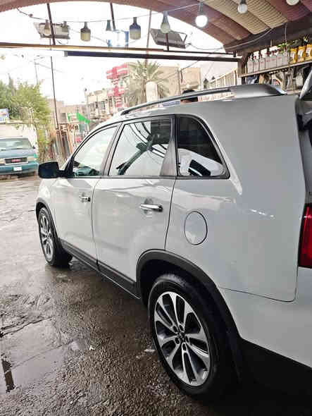 السلام عليكم  كيا سورنتو 2015 وارد خليجي مري شفط  بصمه داخل بيجي كير مكينه كفاله تبريد 3قطع سبعه راكب  ماشيه144.000سعر 158وبيها مجال حك الجيه مكاني بغداد حي الأمين ***********
