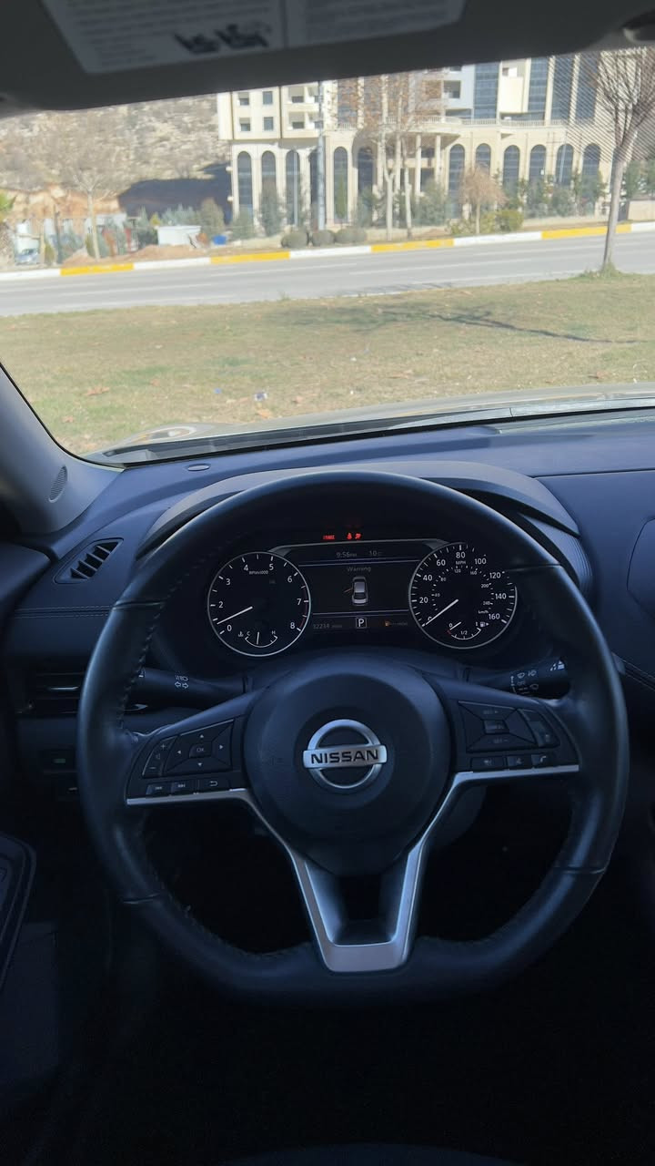 sissan sentra SV 2023
صبخ / بونيد  جملخ امامي طرف سايق 
نص جملغ خلفي 
ماشية ٣٢،٠٠٠ الف
￼بدون شاصي 
عنوان دهوك 
معرض زيهات
***********
3N1AB8CV6PY221531
