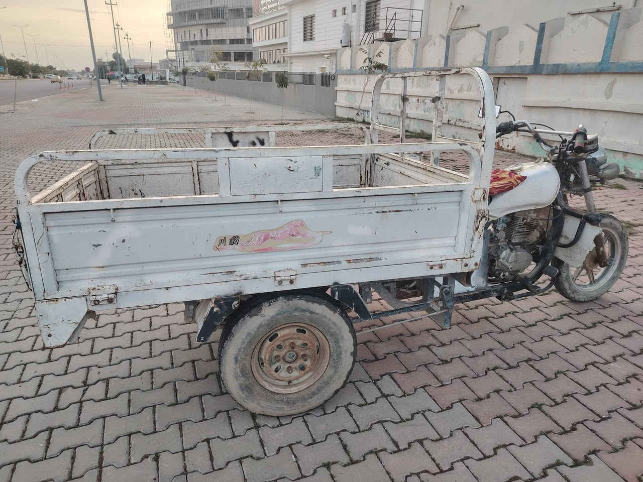 سلام وعليكم ستوته للبيع موديل 16 شغاله مابيهه عيب سعره 750 بيهه مجال مكاني كركوك بل 55 مقابيل وميز ***********
