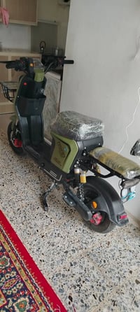 دراجه للبيع ار٨ ٤٠٠ او بيه مجال بلدروز هذه رقمي ٠٧٧٤٠٥٥٠٤٧٧