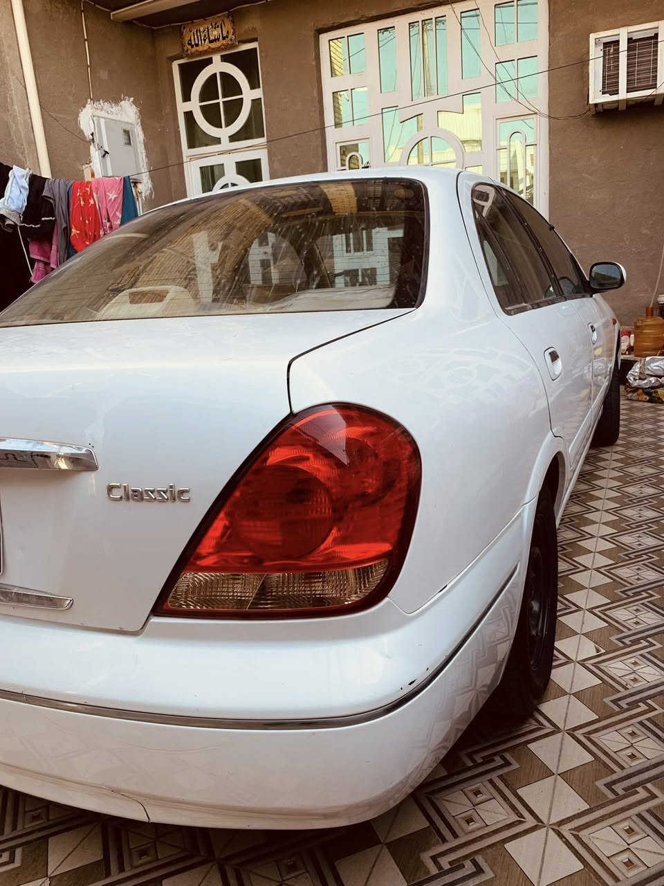 السلام عليكم نيسان سني ياباني 2009  غاز وبانزين رقم بغداد بأسمي بيه صبغ بخشم جاملغ بدايته  فقط  مكان واسط الكوت  
***********
