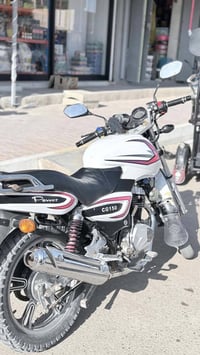 دراجه باندا جني نضافه 90٪؜ موديل 2017  ماكو باضافتها مستحيل اوراق كامل...