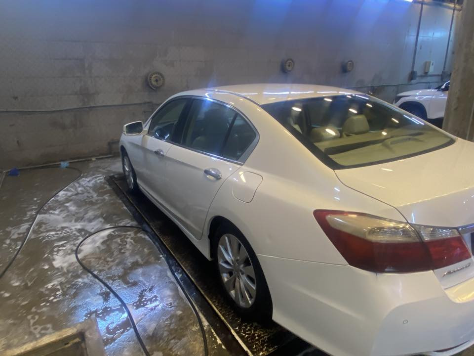 السلام عليكم للبيع هوندا اكورد خليجي 2015 رقم دهوك
مكينه 2500/ 4 سلندر
سياره جاهزه مابيه اي نقص والحمدالله. للاستفسار اتصال فقط ***********
