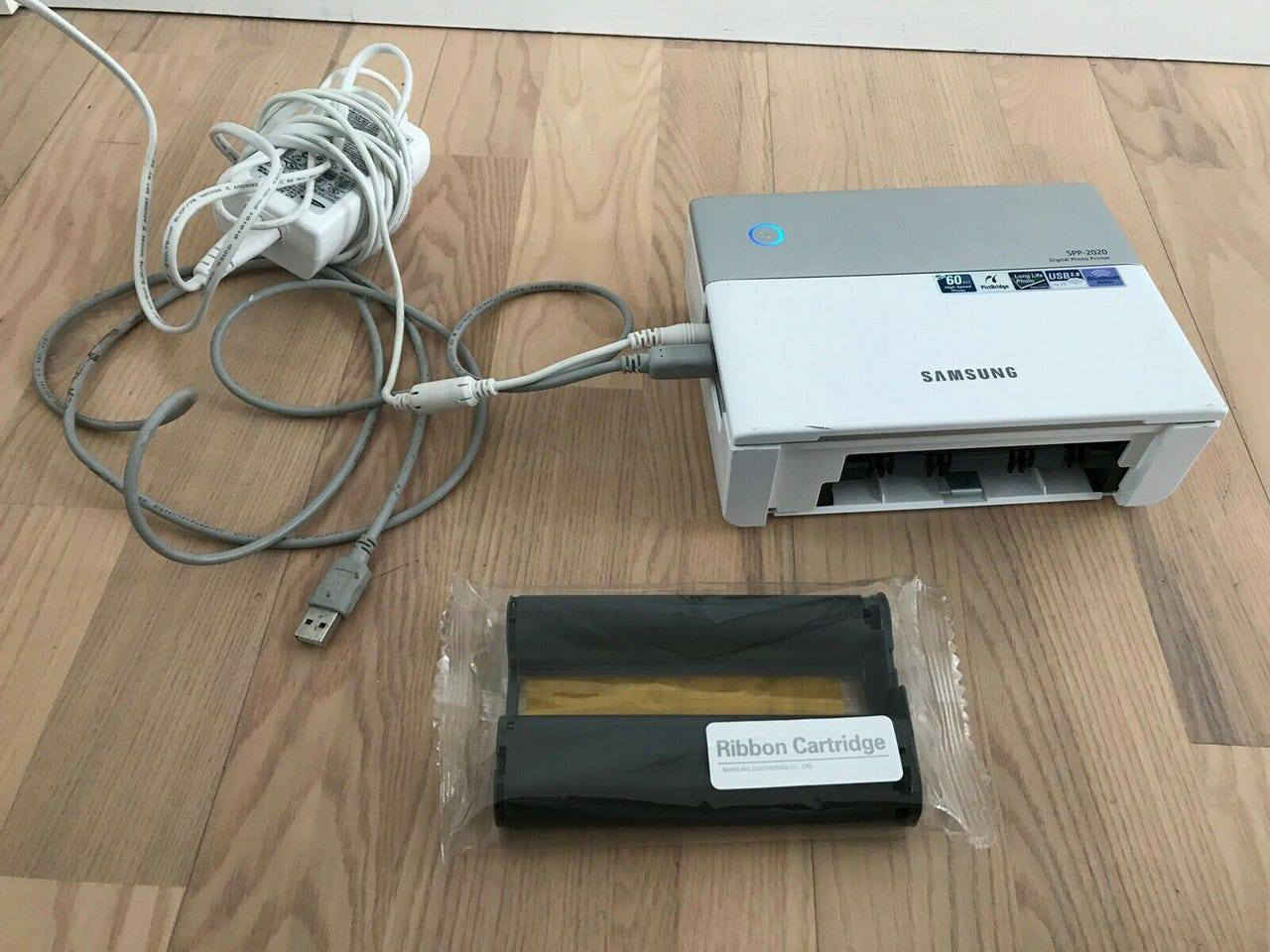 طابعة صور حرارية
قطع جديدة غير مستخدمة 
وتساب ***********
