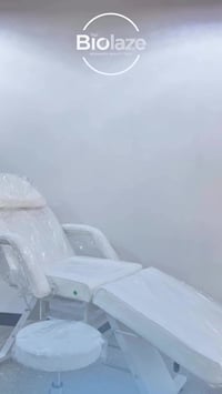 سديات الحقن و التجميل 🫧   توفر سديات ميكانيكية حركتين بجودة جلد واسفنج...