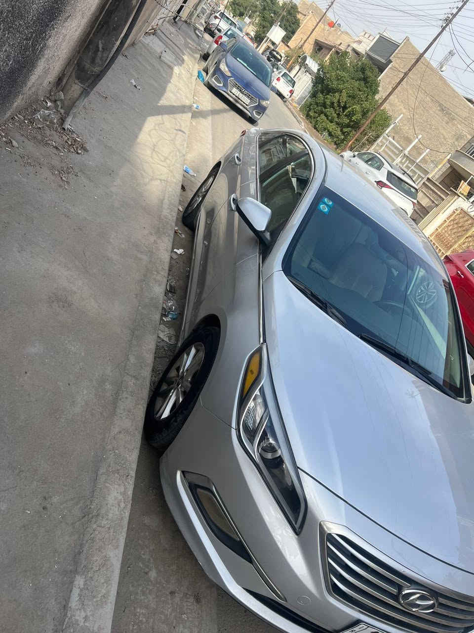 السلام عليكم سوناته موديل 2016 احله من الصور حادثها بنيد مصبوغ او اصلي ممبدل او الجاملغ الخلفي مصبوخ فقط ذني سياره حيل نضيفه محركها 2400 محرك كير كفاله حيل وارد امريكي السعر 118 او بيها مجال للاستفسار ***********
