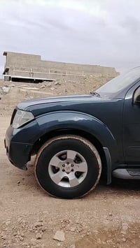 نيسان • بافندر • ٢٠٠٨