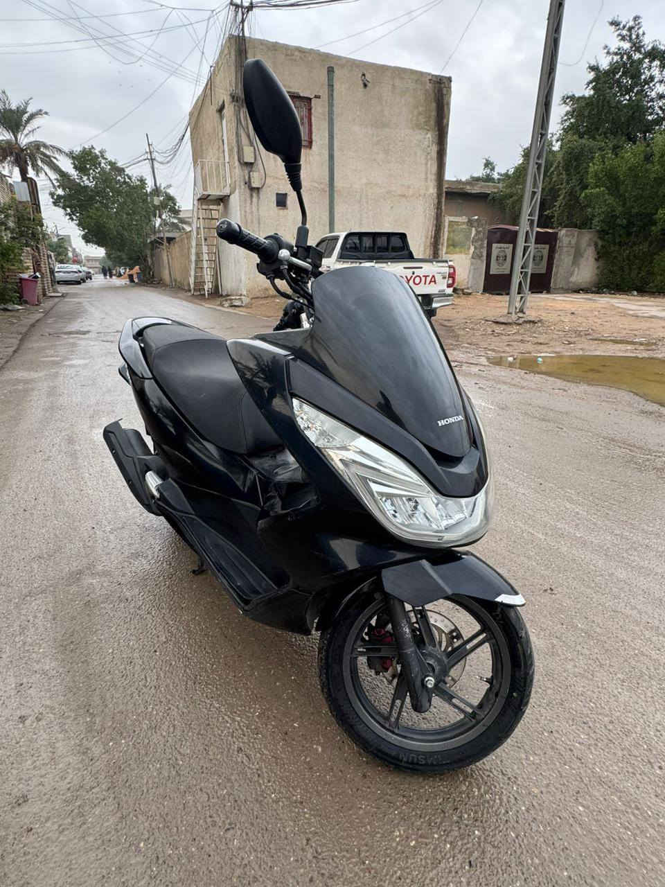 سلام عليكم بي سي اكس دراجه نظيفه كلش اف جي ياباني حساس زدحام ستاند حساس أوراقه وياهه دراجه جديده مكفوله محرك درنفسي ما خلي عليه الكفر بي تلحيظات بسيطه جدآ كلهه بلاد مكان الدراجه بغداد دوره ابو دشير سعر 1800بيه مجال بسيط حدآحك الجيه كهربائياته كلهه شغاله لايت امامي لد ***********
