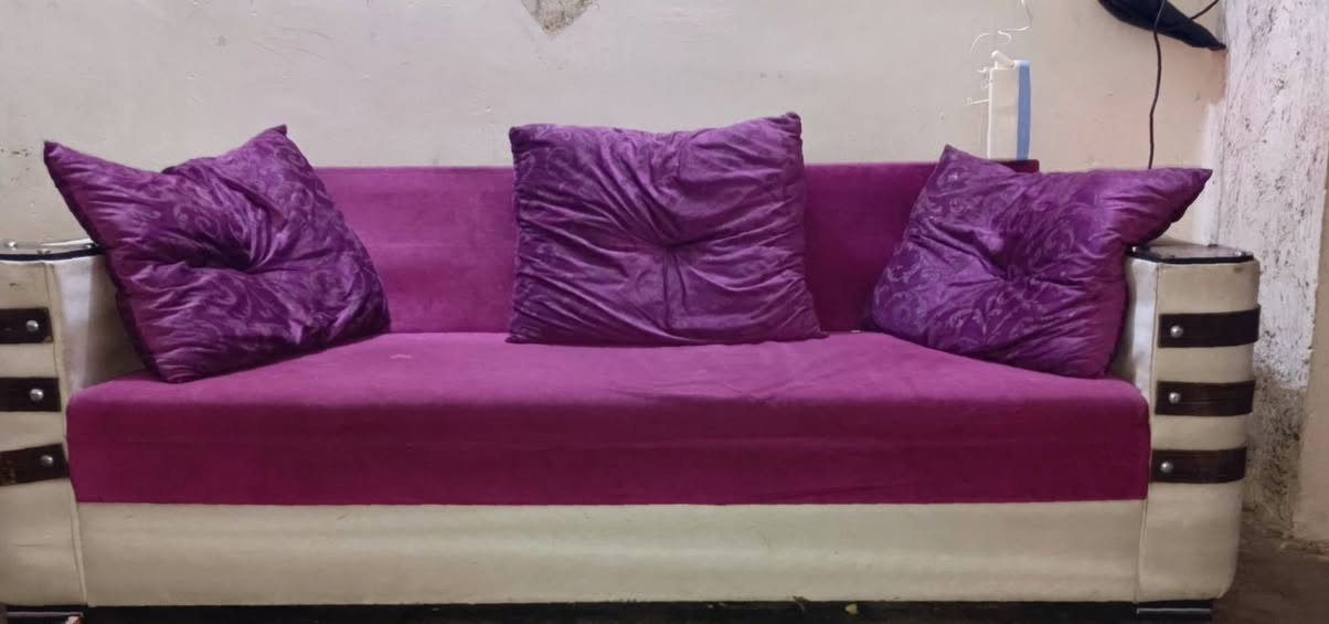 السلام عليكم 
قنفات للبيع #مستعمل 
#السعر 95 وبيهه مجال 
للاستفسار 
***********
غير متواجد ع الفيس فقط اتصال
