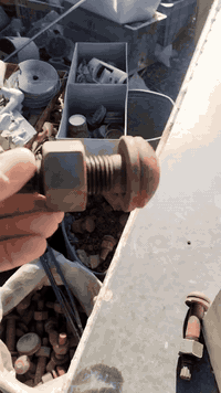 برغي أوربي اصلي استيراد وزارة النفط
برغي ضغط عالي وثقيل سعر القطعة ٥٠٠٠ دينار عراقي
الكمية محدودة يوجد توصيل بغداد وجميع المحافظات
للأستفسار ***********
