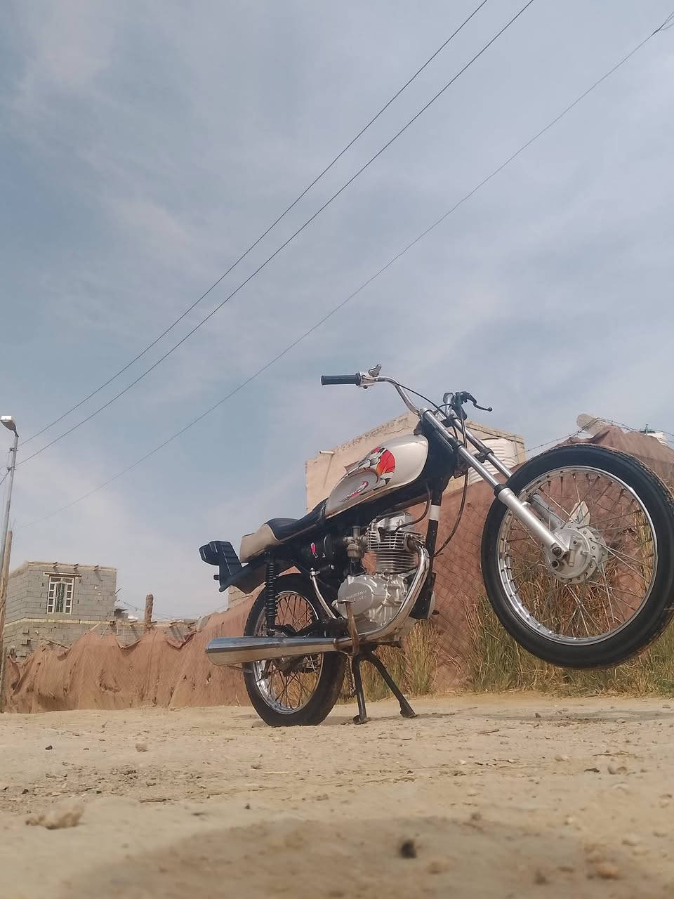 سلام عليكم دراجه اربعه كير تعمير 25مامفتوحه المكينه دراجه طيران مكاني كربلاء رقمي ***********
مامتواجد فيس
