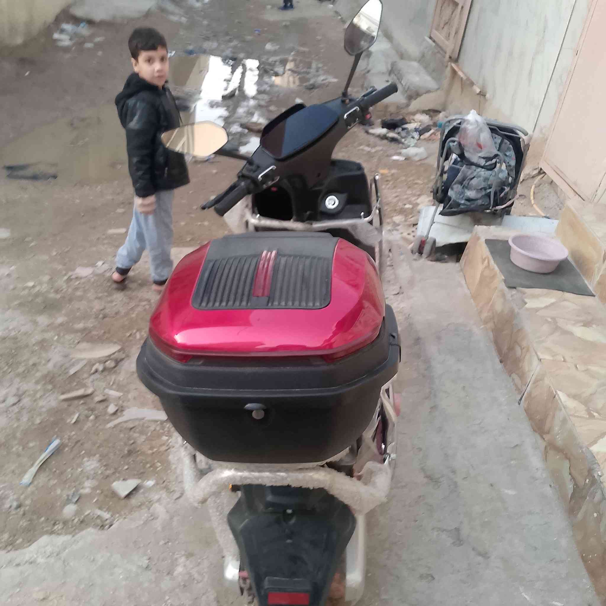 دراجه شحن جديده السعر 1000مليون
مكاني الكاظميه 
الرقم واتساب ***********
