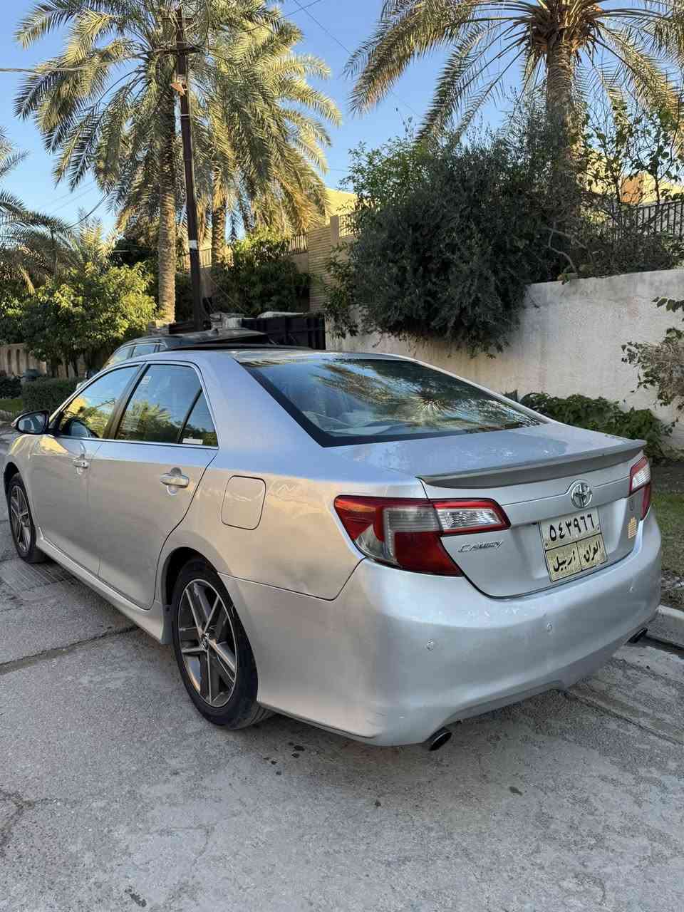 كامري موديل 2015 خليجي فول مواصفات بيها صبغ قطعتين فقط رش بدون دواخل سياره حلوة مكينه بيها خيط بخار بسيط جدا السعر 135 وبيها مجال بسيط جداً *********** بغداد العامرية شارع العمل الشعبي
