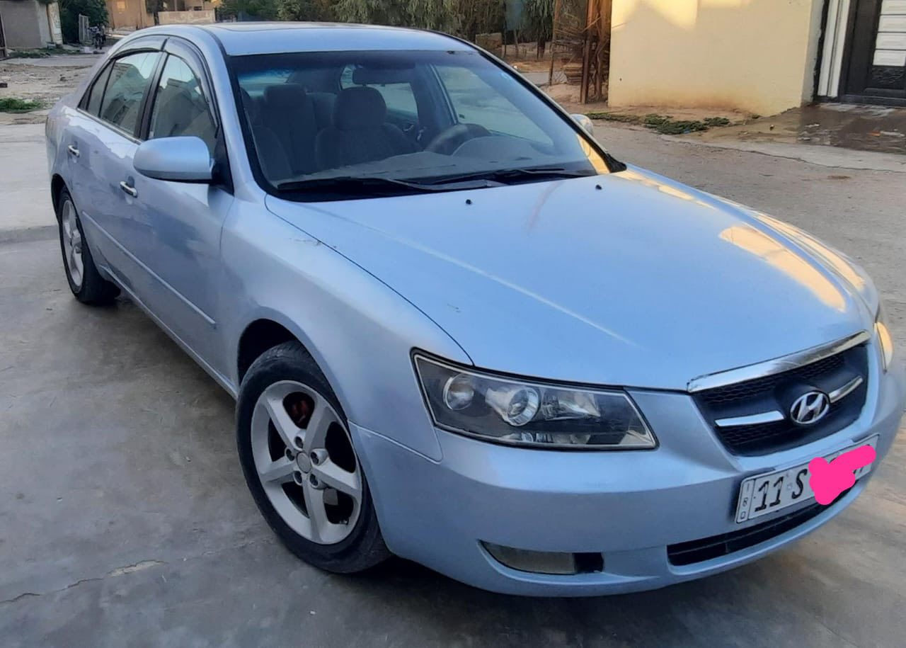 سوناتا وارد امريكي فول 6 سلندر موديل 2006 رقم بغداد دولي بأسمي شرط الهزه والسنويه  والتحويل صبغ حزام وضررهه جاملغ سايق وشرط الكير والمحرك والتبريد كلهن مكفولات وكهربائيات كلهه شغاله بس خلي بنزين وتوكل على الله وين متريد وترايك للبصره 
السعر 89  وبي مجال
مكان السياره 
تكريت 
الااتصال ***********
