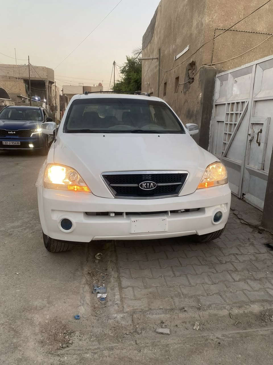 السلام عليكم سورنتو ٢٠٠٦ مال مزاد
السياره مكينه وكير ففتي ٣٠٠٠ جدد
كهربائيات كلها شغاله 
حداديه جيده
شاشه وكامرا دواره
بيها كتاب ومعامله كامله بس تمشي بالاجرائات
السعر ٦٠ وبيها مجال
للتواصل ***********
