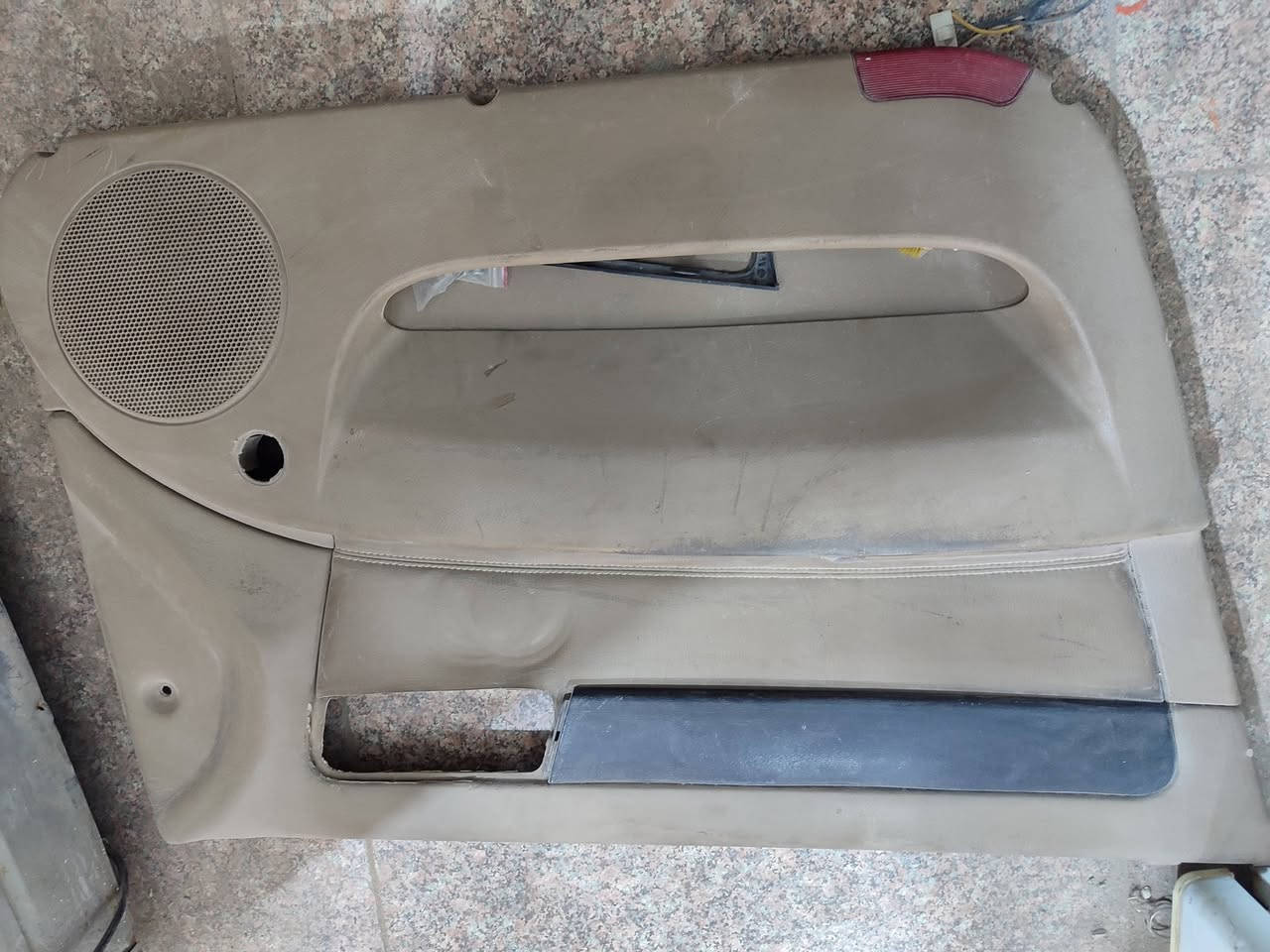 سلام عليكم بطاين اوبترا  للبيع
50 قفل ***********
