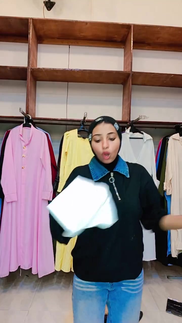 لو وصلك الفيديو ده فانتي كسانه حطي لايك عرض يوم الخميس من الساعه 11الصبح


**إذا كنت صاحب هذا الإعلان وتريد حذفه لأي سبب، رجاءا أرسل رسالة إلى الدعم الفني**