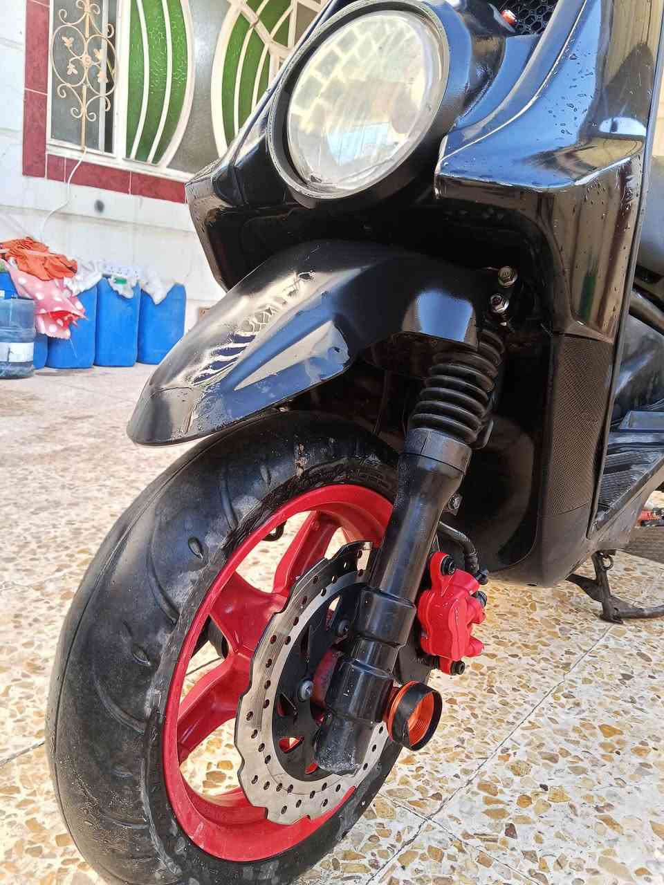 سكنس جبلي للبيع او المراوس
صار شهر الله شاهد منزله من رمبه مكينه ناعمه 
 
ما مفتوح برغي بيهه بيهه تزويد خارجي اما المكينه بلادي

السعر  1500.  
ما متواجد مازنجر هاذ رقمي *********** رجاآ مو شراي لا تخابر دراجه متعوب عليهه
