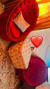 كنب • عدة جديدة • غرفة