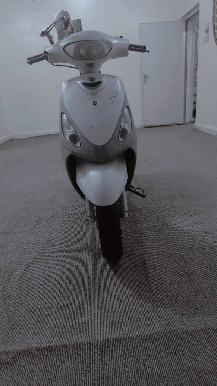 سلام عليكم ماكس منغولي حاوية ما صالها اهواي بل شارع والدراجة خير من الله شوفت عينك لحد يكسر بيها السعر 950بيها مجال قليل خاص مفتوح ***********
