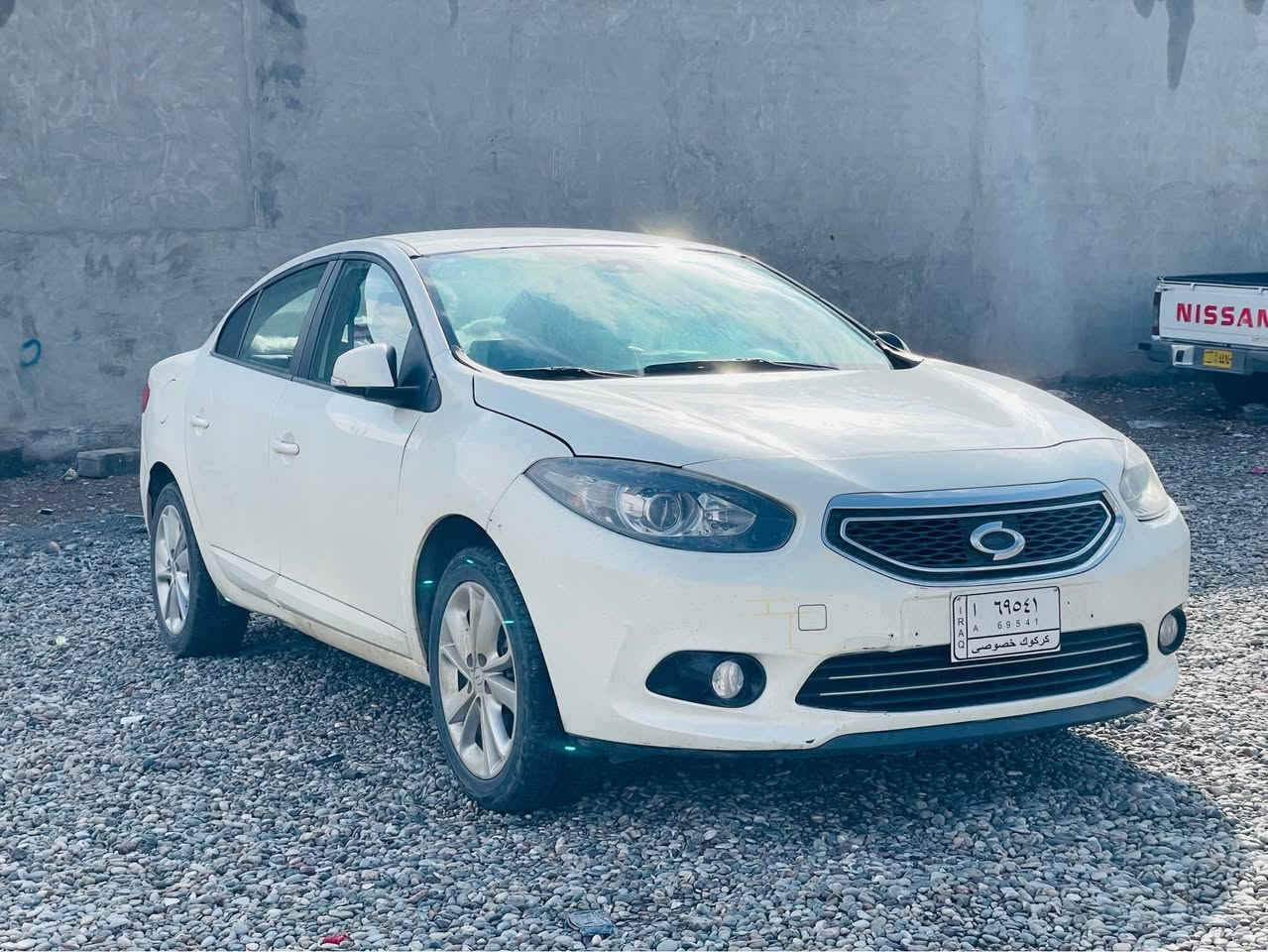 نیسان تیدا یابانی 2014
سامسۆنگ  لیزەری دووبەیی
هەموو گیانی بەشەرت
مواسەفات
1 بەسمە کارت
2 ئاوینە شەفت
3 کوشن جلد هیتەر 
4 کامیرەو حەساس 
5 لایت ئۆتۆ
6 ئاوینە دژە فوول
7 زینۆنوو عەدەسە
8 هیندر بریک ئۆتۆ
گیر سیڤی تی 
سەیارەکە 40 هەزار رۆشتوە 
نموو نەیە لە جوانیا 
تەنها هاندر بریک نەبەستراوەتەوە 
نرخی  52  گەلا 
شوین چمچمال
ژ.م ***********
*********** شمشمل, السليمانية
