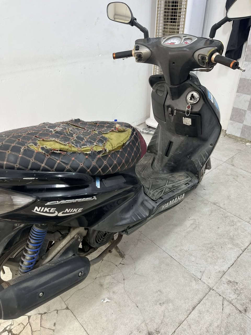 سلام عليكم دراجه سكنس للبيع دراجه مجفته دراجه نوزل     الحريه شارع زين العابدين سعر 500 : ***********
