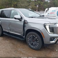 جي ام سي يوكن • ٢٠٢٥ • مزاد