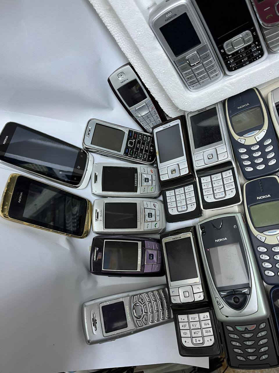 الكل شغالات بشرط وعلى الفحص اسأل وجاوبك


**إذا كنت صاحب هذا الإعلان وتريد حذفه لأي سبب، رجاءا أرسل رسالة إلى الدعم الفني**