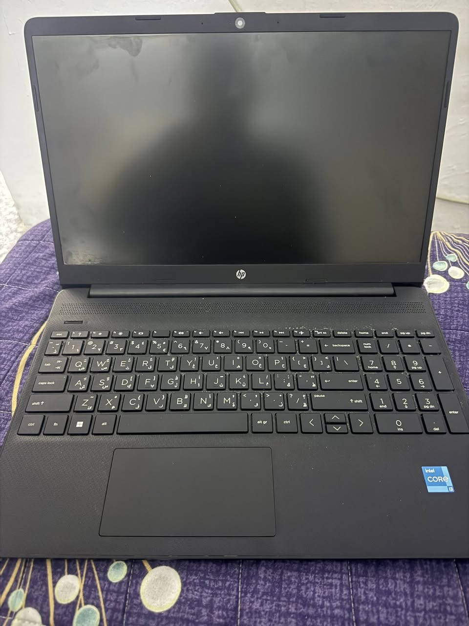 لبيع لابتوب hp نضيف مستخدم قليل استخدام منزلي سعره 250 الف لتواصل ***********
