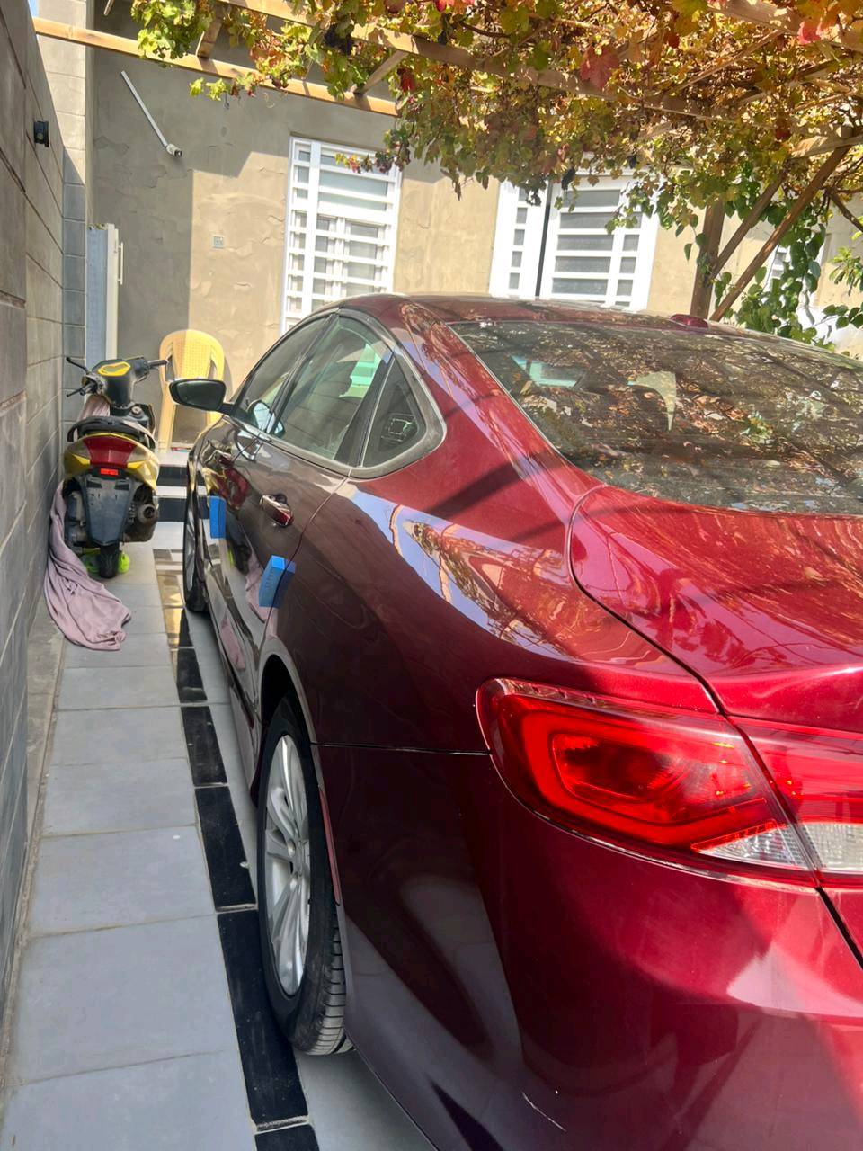 C200 للبيع بيه قطعه وحده
٤سلندر مكينه وگير مكفوله 