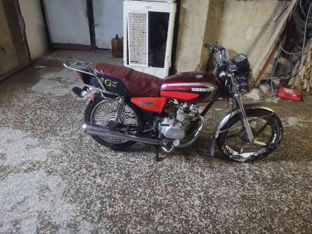 دراجه يراني سيفان خمسه كير موديل2020 مكينه ناعمه لاتبخير ولاتنقيص لانضوح شلعه تخبل مكينه خرسه دبلات شغاله امامي خلفي مكان بغداد البياع سعر 325 بيه مجال رقمي ***********
