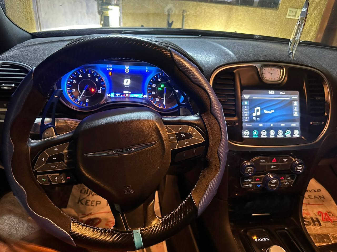 كرايسلر اوباما امريكي 2022 السعر 315 وبيهه مجال بسيط
صلو على محمد 

الممشى: 80000mi

رقم: اربيل 

اللون: اسود

مواصفات :

بانوراما

تحكمات بل كشنات

شفتات ستيرن 

كت كامل كاربون فايبر 

تشغيل عن بعد

تدفئه بل كشنات الاماميه

مرايه تعتيم ذاتي

كشنات كهرباء

بجم عريض(دبل لحيه)

شفتات ستيرن

لايت زنون

مثبت سرعه

وباقي مواصفات الs معروفه

*********** السياره بسمي وتحويل ثاني يوم مكان السياره ديالى بعقوبه وحياكم الله  بل عافيه عل ياخذهه جديده بمعنه الكلمه استخدام شخصي
