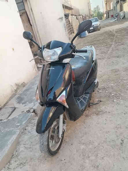 درجه للبيع شغله كله السعر ٧٥٠ العنوان حي صلاح الدين ***********
