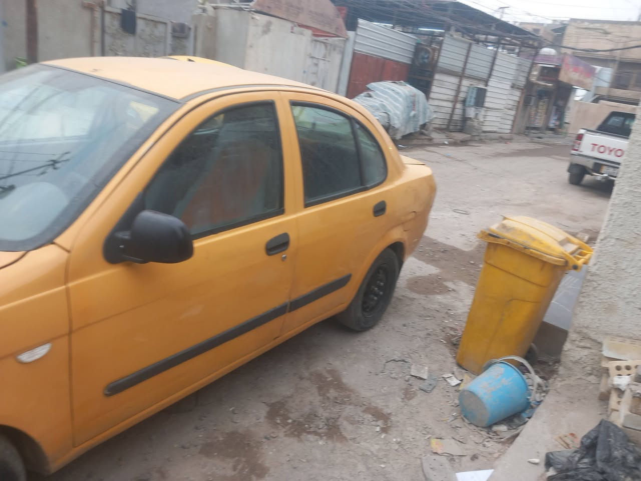 سلام عليكم طيبه موديل ١٥ بيها بنيد مبدل وصبغ جاملغ الباقي جاهز مكينه كهربائيات شغاله صدر امامي وخلفي تخم تايرات دواخل نضيفه مصفره هيه وغرامات سنويه جديده السعر ٣٥ وبيها مجال بسيط رقم الهاتف ***********مكاتبه مروريه
