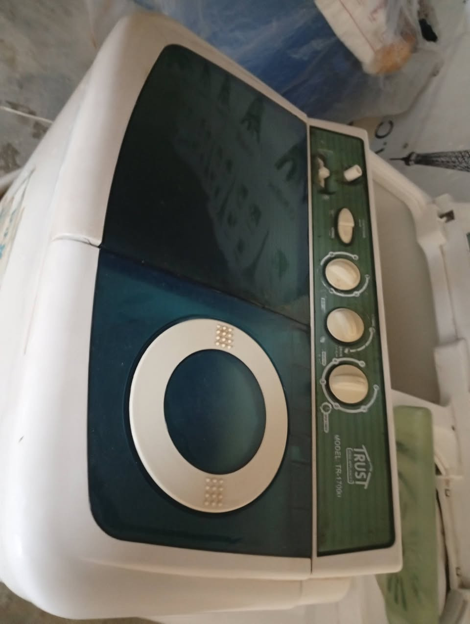 غسالات عدد 2يحتاجن تصليح للبيع***********
