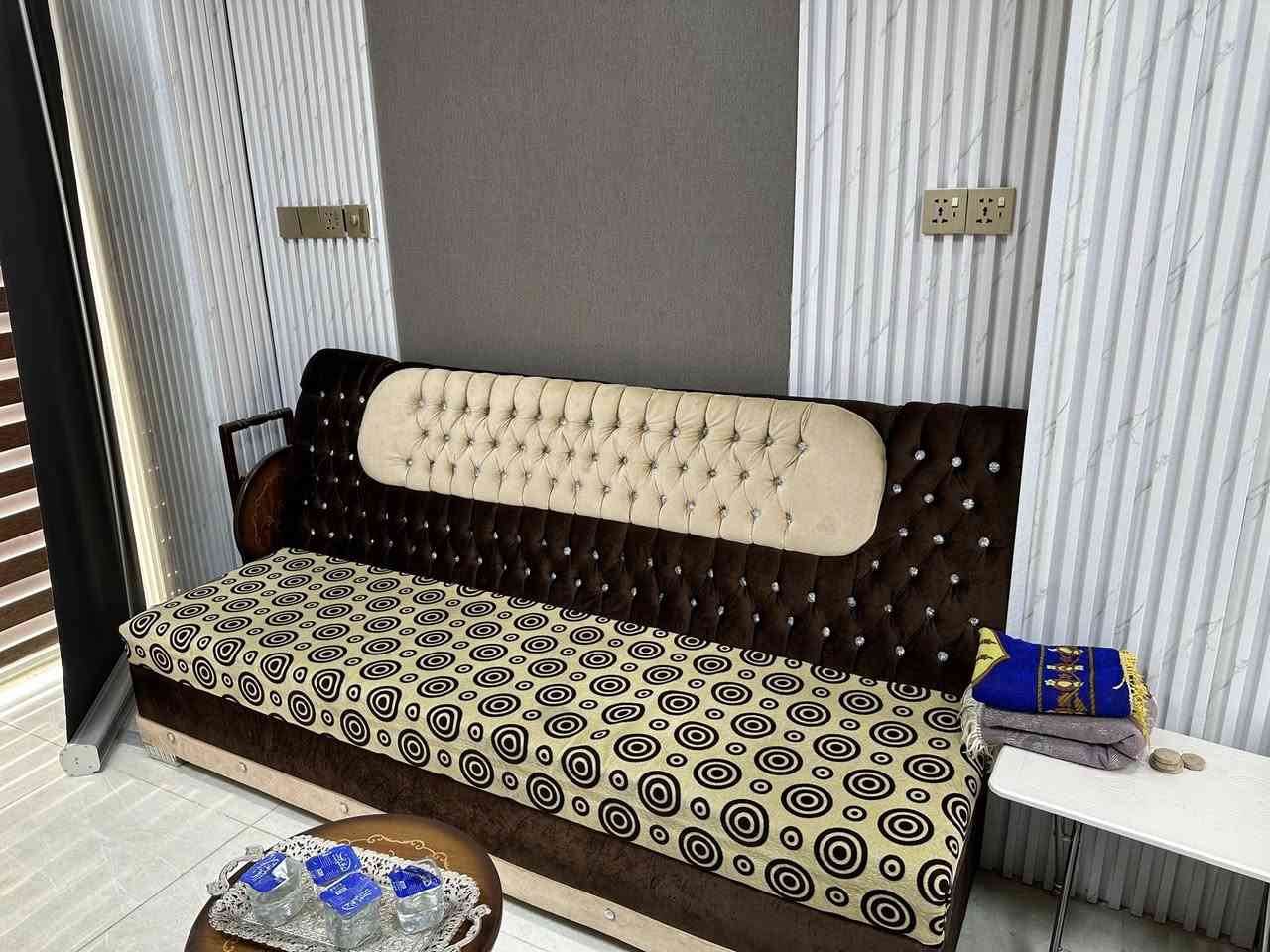 ديوانيه للبيع موضحه بالصوره للأستفسار الاتصال على ***********
