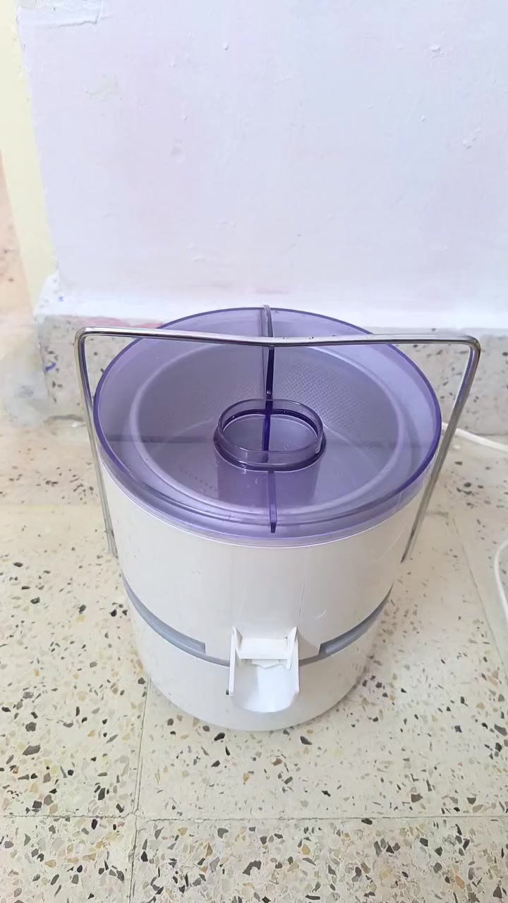 معصارة جزر وفواكه نوع روتيل صناعة فرنسي نضيفة وشغالة على الفحص السعر ٤٠ وبي مجال المكان بغداد البياع للاستفسار خاص


**إذا كنت صاحب هذا الإعلان وتريد حذفه لأي سبب، رجاءا أرسل رسالة إلى الدعم الفني**