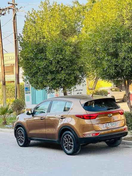 السلام عليكم 
سبورتج 2017
محرك 2400 gdi 
ماشية 78الف
تبريد قطعتين 
فور ويل 
كاميرا دواره 
شاشة اعطال 
تحكمات سترين
تخم تايرات جديد 
ويل كب 
تبريد خير من الله 
معروفه عن موصفاتها 
السعر 147 وبيها مجال 
رقم الهاتف ***********
