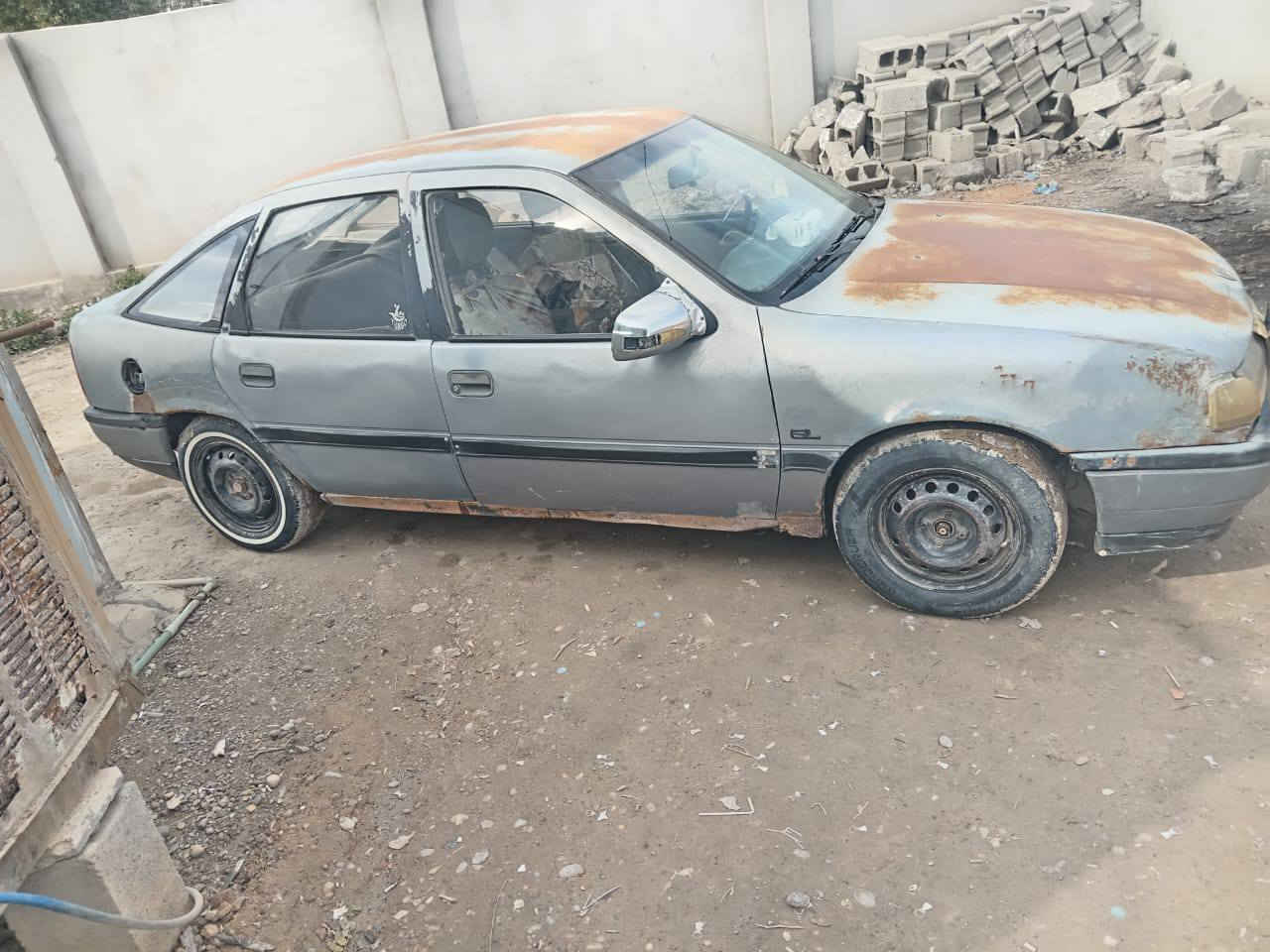 فكترا للبيع سياره شغاله المكان سامراء السعر 12وبيه مجال للاتصال ***********
