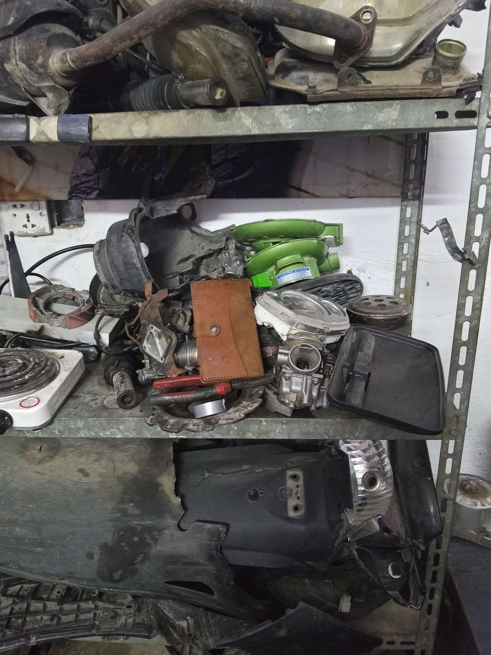 سلام عليكم تصفيه غراض للبيع من عقول اشكال فكيومات دبلات وتاير ويل سوادات جاملغ خلفي نثيه عداد سرعه كولها هاي هوسه 100 الف تجي تحمل وتروح مكاني دوره مهديه ثانيه


**إذا كنت صاحب هذا الإعلان وتريد حذفه لأي سبب، رجاءا أرسل رسالة إلى الدعم الفني**