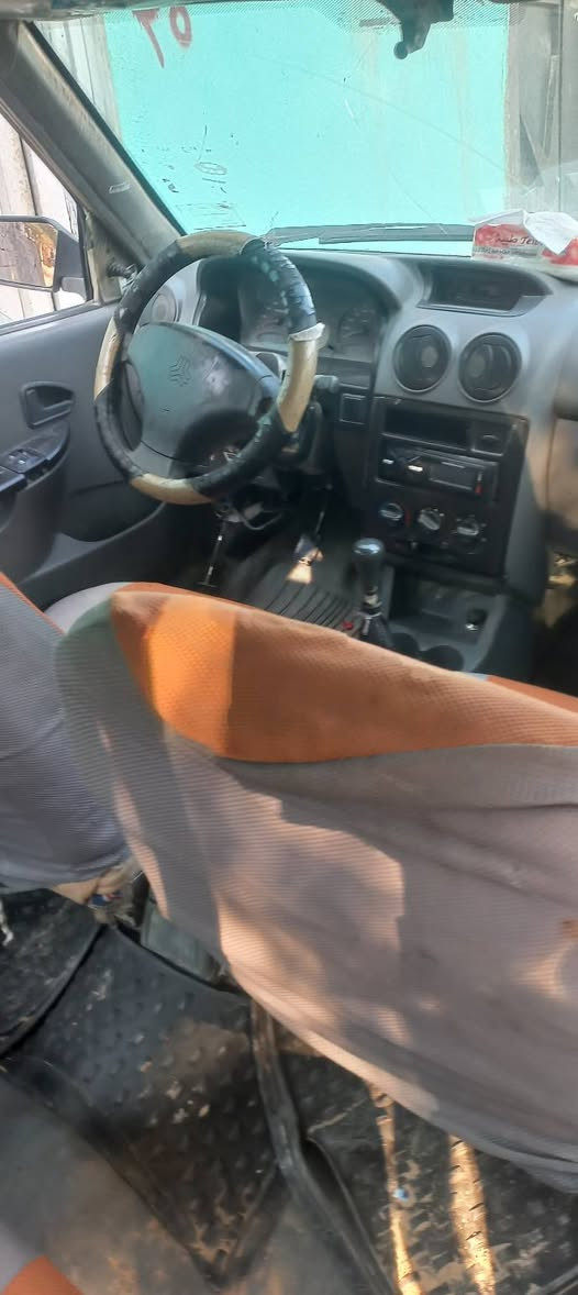 سلام عليكم سايبه ٢٠١٢ سياره جاهزه كير مكينه بل جيس حداديه وتخم تاير بل جيس راعي يمي مداور مباشر سياره بس سنويه محجوزه بل هيه بغداد بيه كتاب فقدان مطلعله من المرور  *********** مكاني نجف
