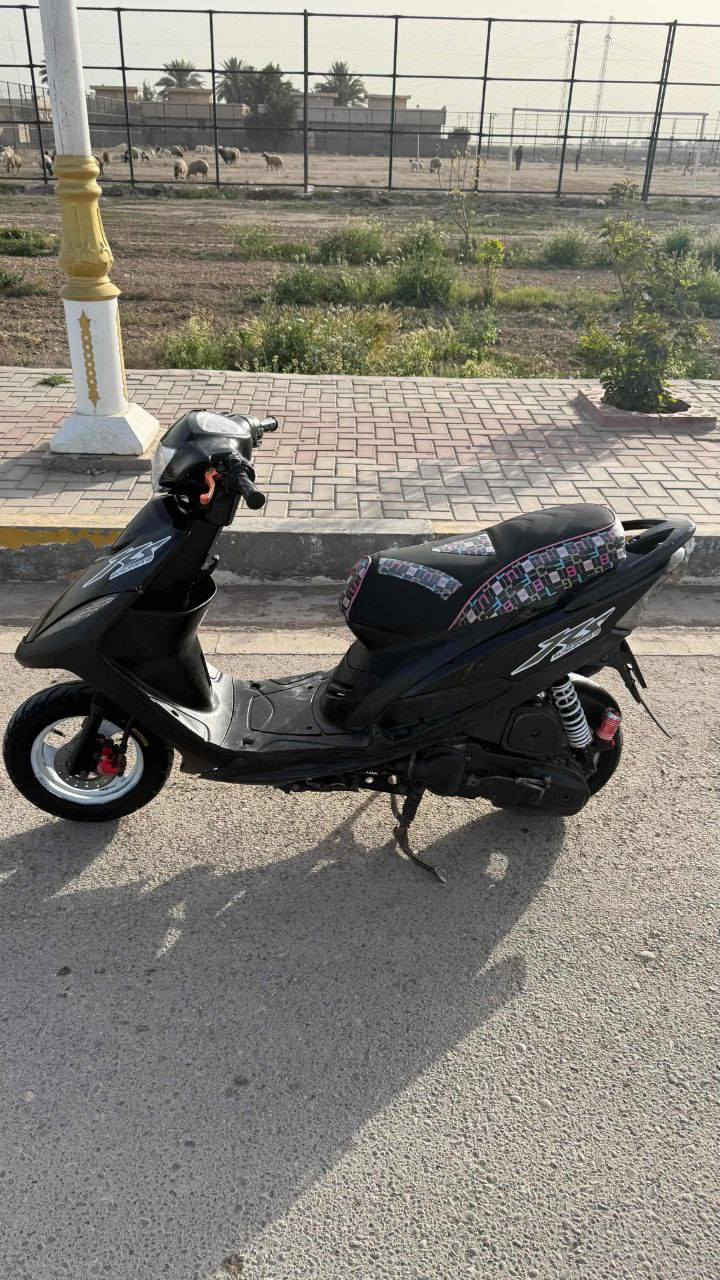 السلام عليكم
دراجة ماكس عدلة 120
  دراجة بلادية وجديدة خير من الله شلعه ومعدل فوول  شرط دك ١٢٠ صالنصه FM
كلة شغال سلف نص نكره هندر دفره وحده
 شرط كهربائيات كلهة شغاله ما بيه شي ما يشتغل كفرات كلها مختمه ختم واحد تايرات جدد قفل جنطه قفل ستيرن كله علسويج استانات تعليك وصفح شغالات 

👍مكاني اسحاقي مركز ناحيه 

السعر 400 وبيها مجال
للاتصال علرقم
***********
